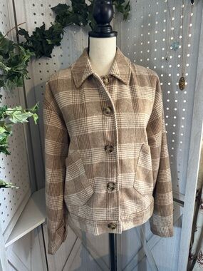 Style Rack Tan Plaid Outerwear Size Small